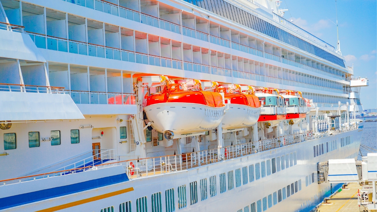 Solas chapter III on lifeboat inspection